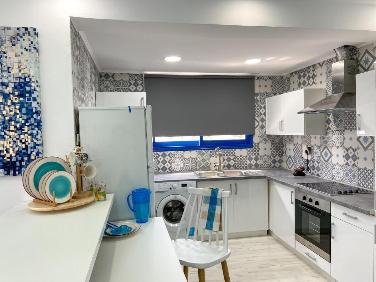Beautiful 2Bedroom With The Pool 파포스 외부 사진