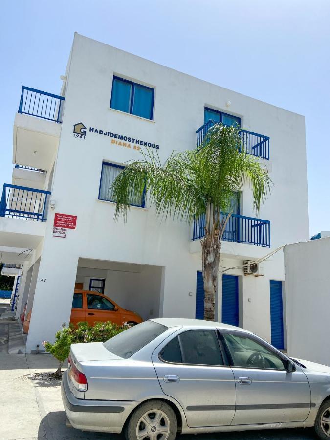 Beautiful 2Bedroom With The Pool 파포스 외부 사진