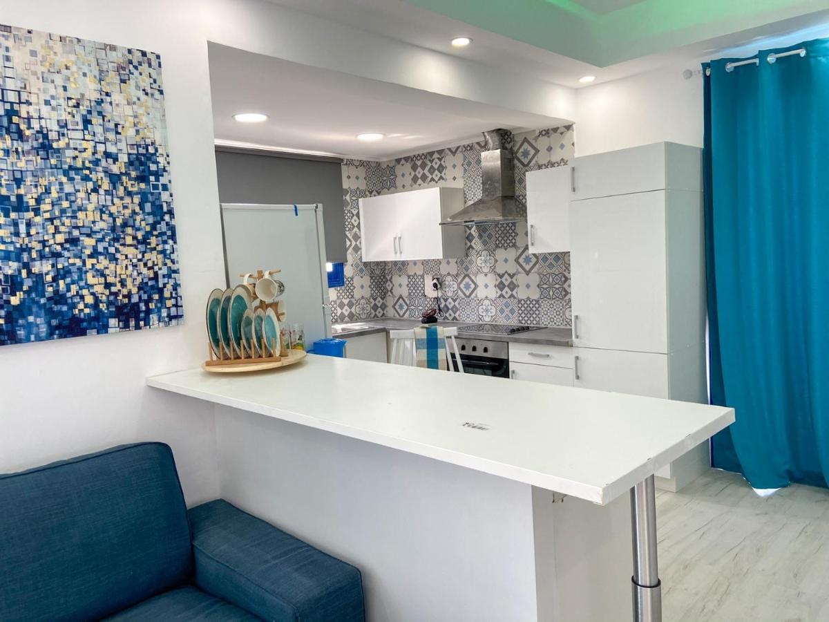 Beautiful 2Bedroom With The Pool 파포스 외부 사진